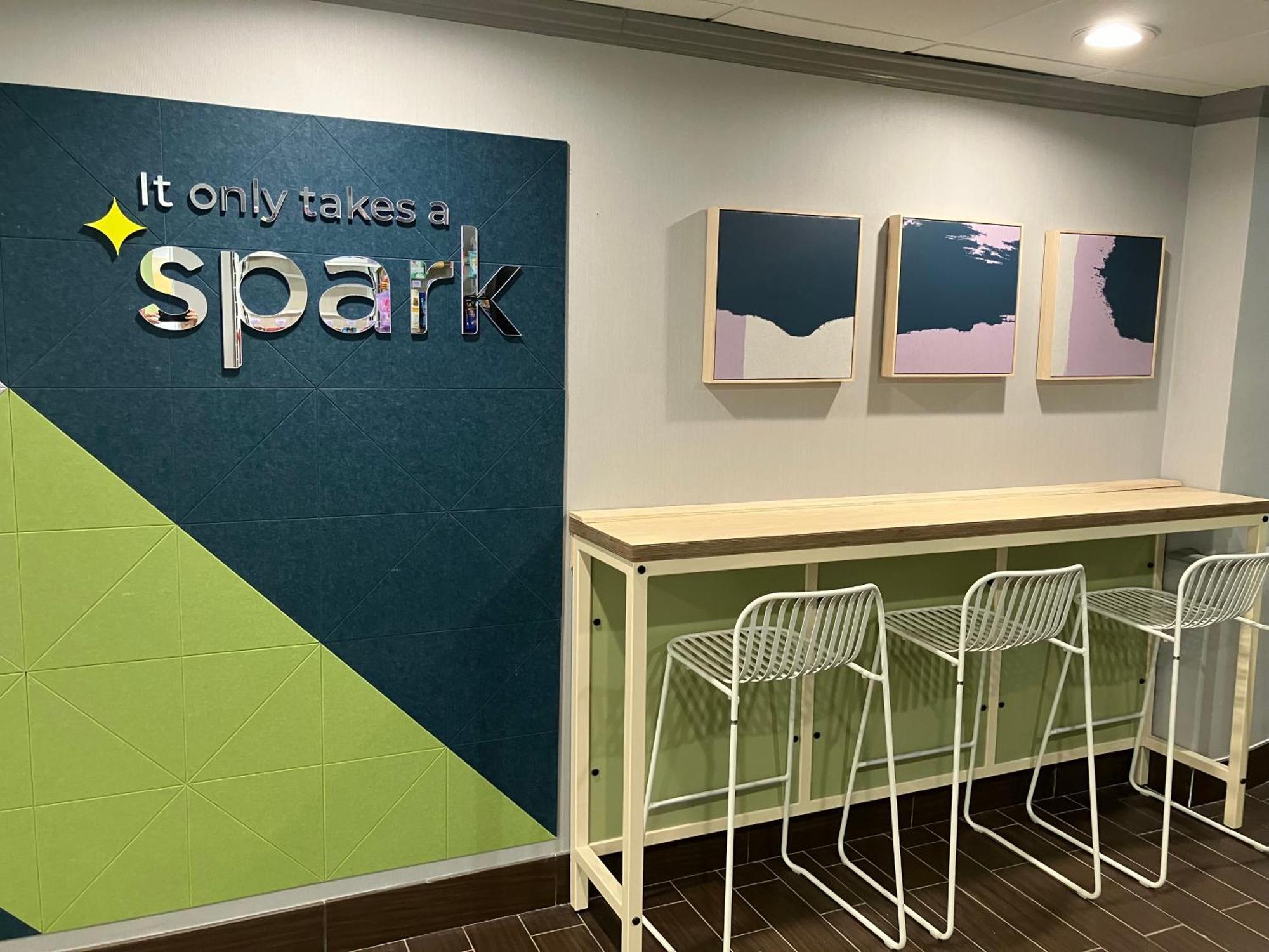 Spark By Hilton Clarks Summit Экстерьер фото