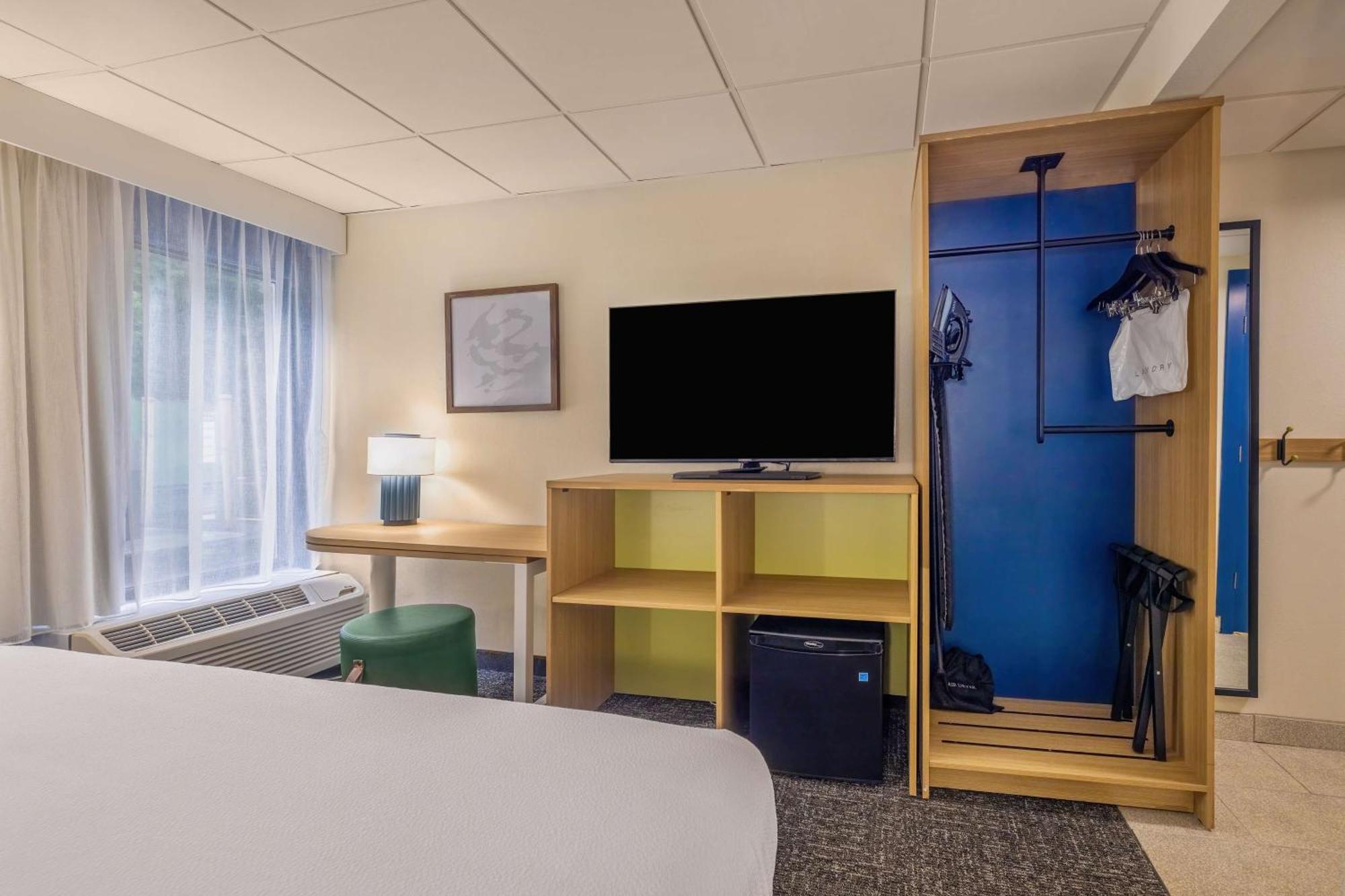 Spark By Hilton Clarks Summit Экстерьер фото